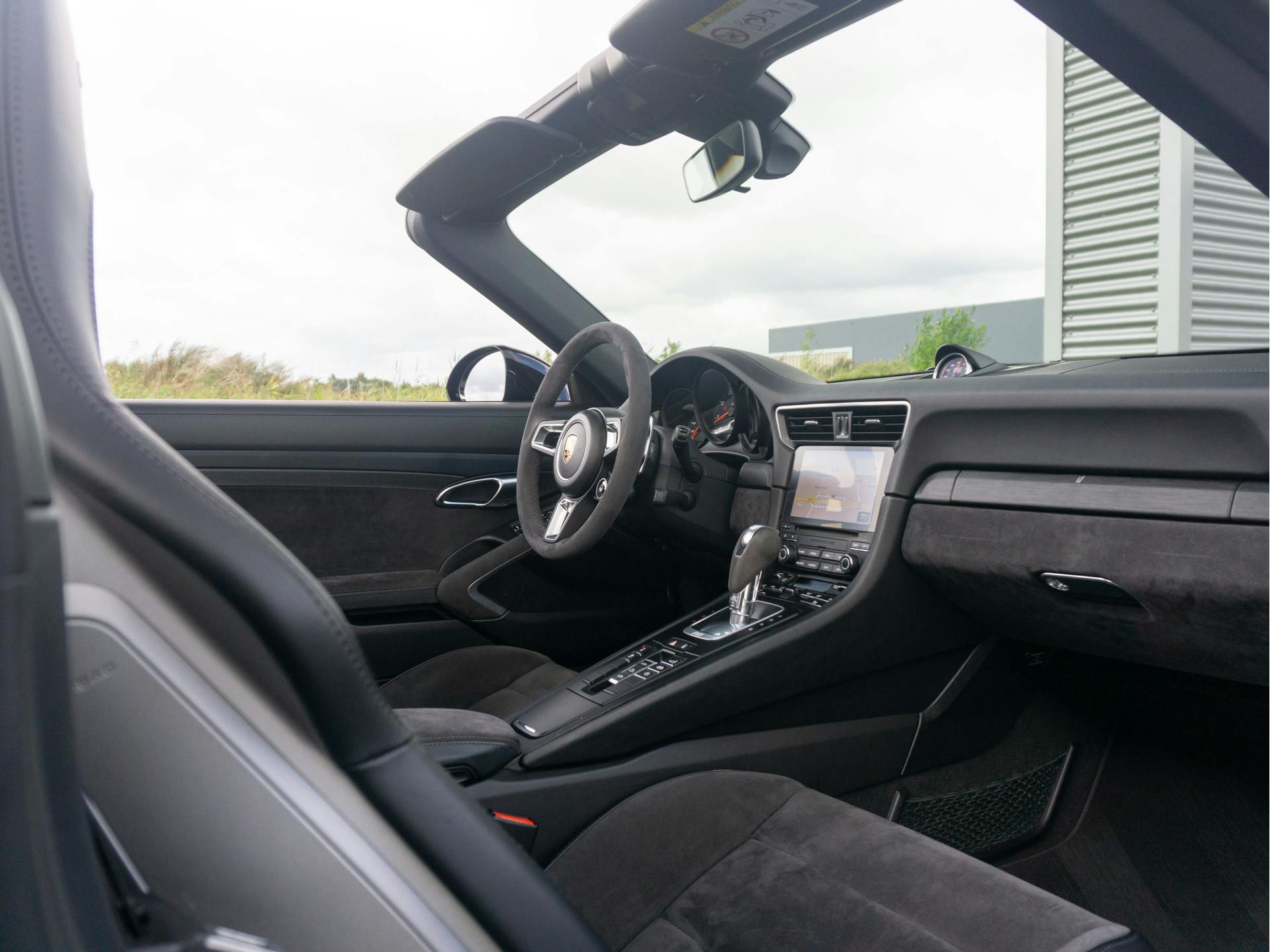 Porsche 911 Cabrio 3.0 Carrera GTS